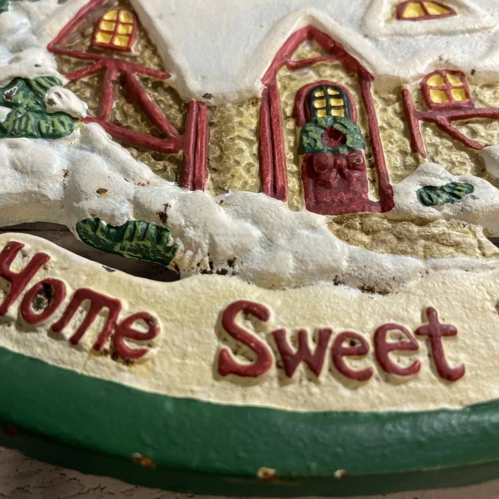 Avon 1999‎ Holiday Home Sweet Home Snow Cabin Cast Iron Metal Trivet Wall Hanger